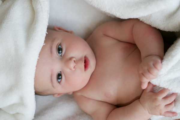 A csecsemő gondviselése – első napok